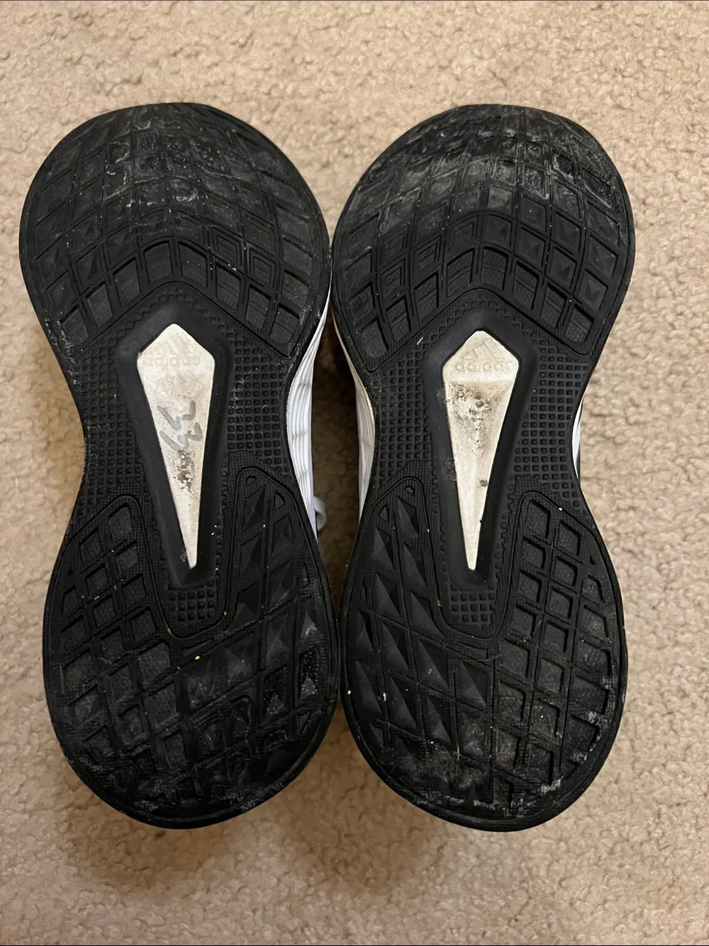 adidas lightweight athletic